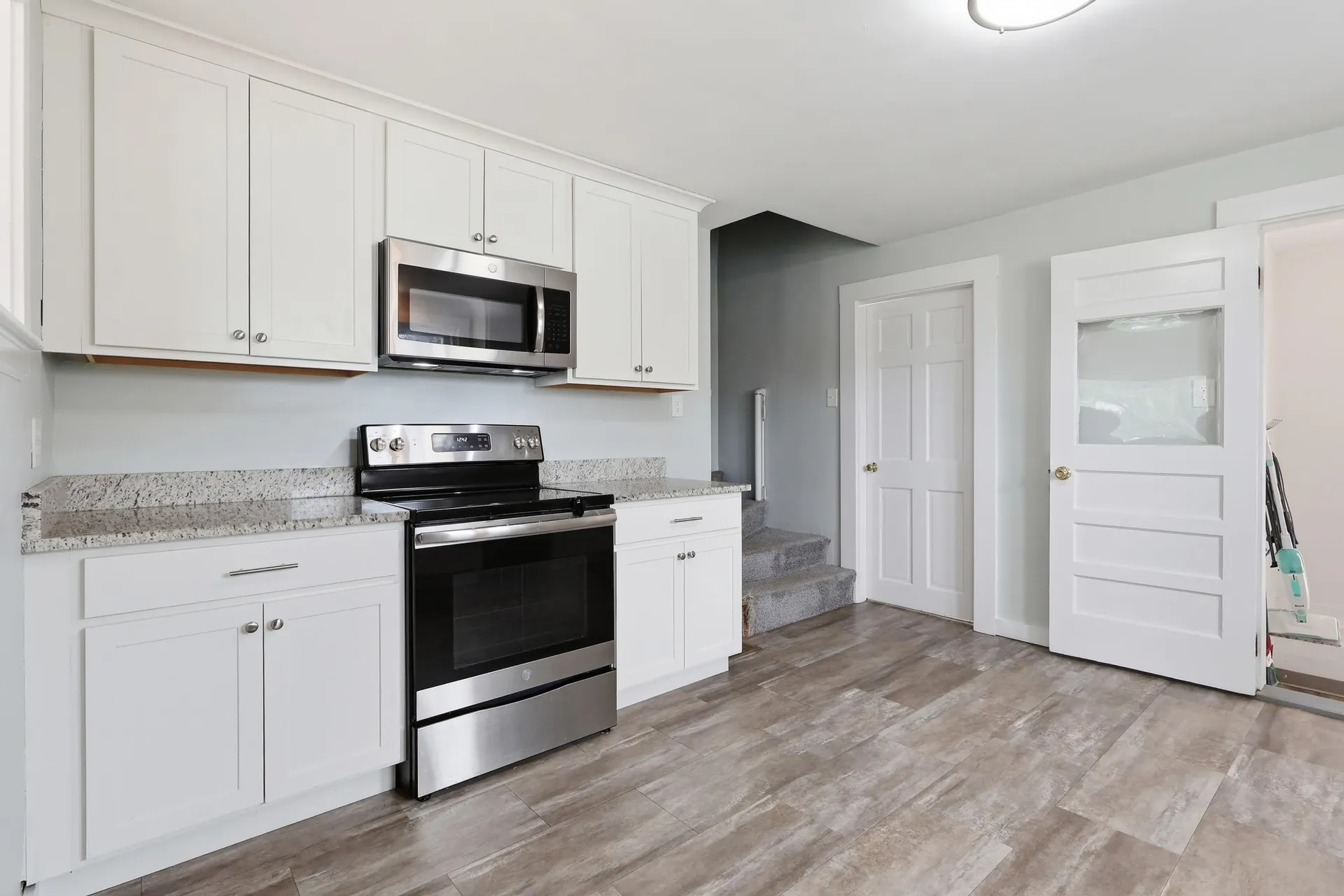60 Pine Hill Road Nashua NH 03063