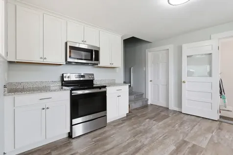 60 Pine Hill Road Nashua NH 03063