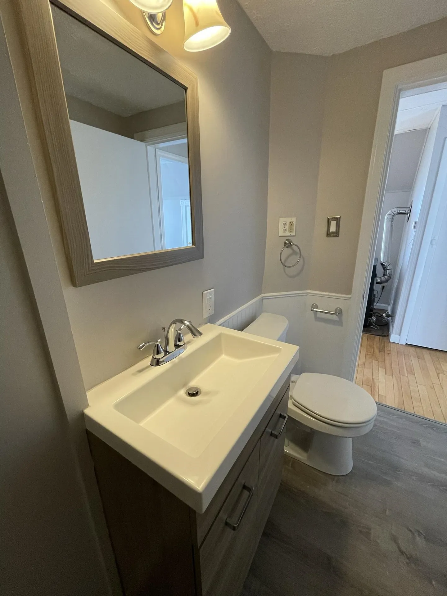 12 Cumberland Street Manchester NH 03102
