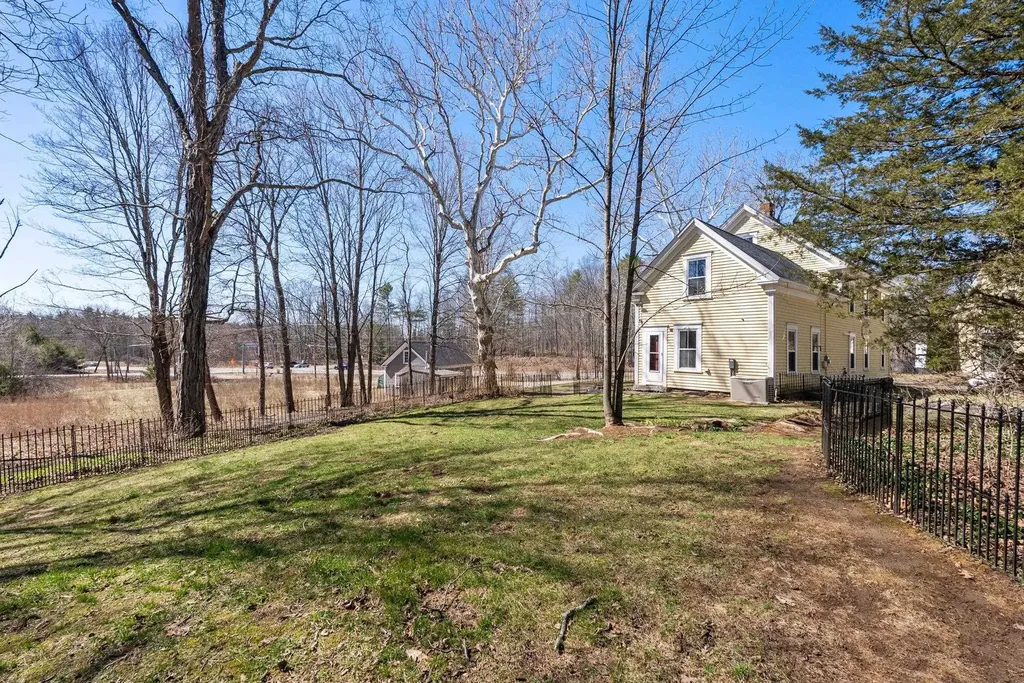 67 Demeritt Avenue Lee NH 03861