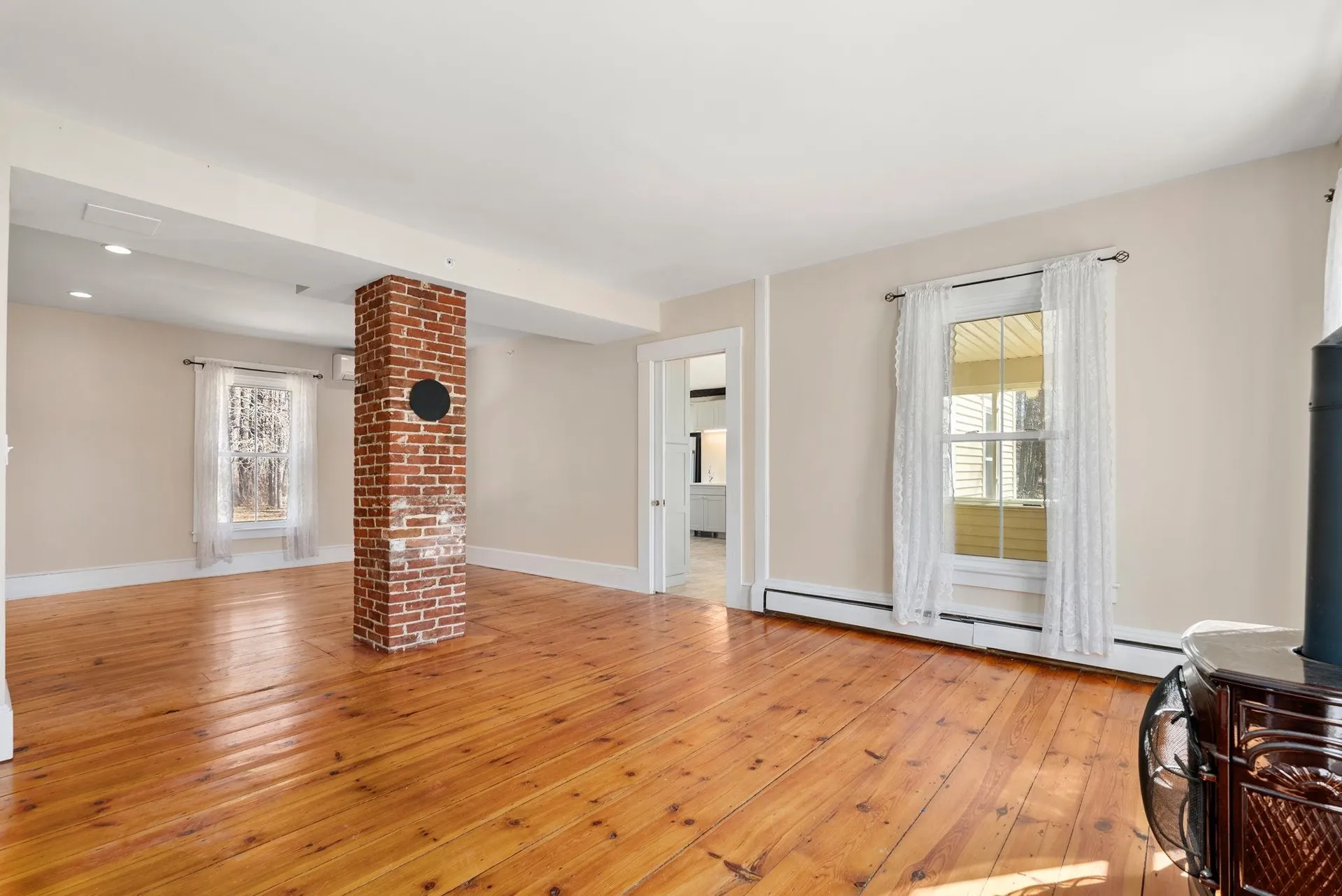 67 Demeritt Avenue Lee NH 03861