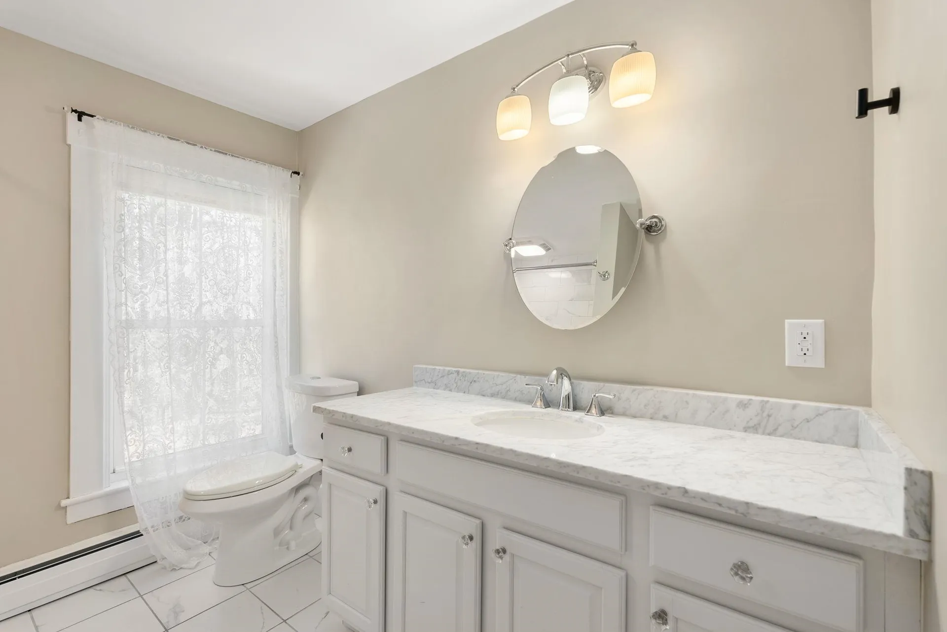 67 Demeritt Avenue Lee NH 03861
