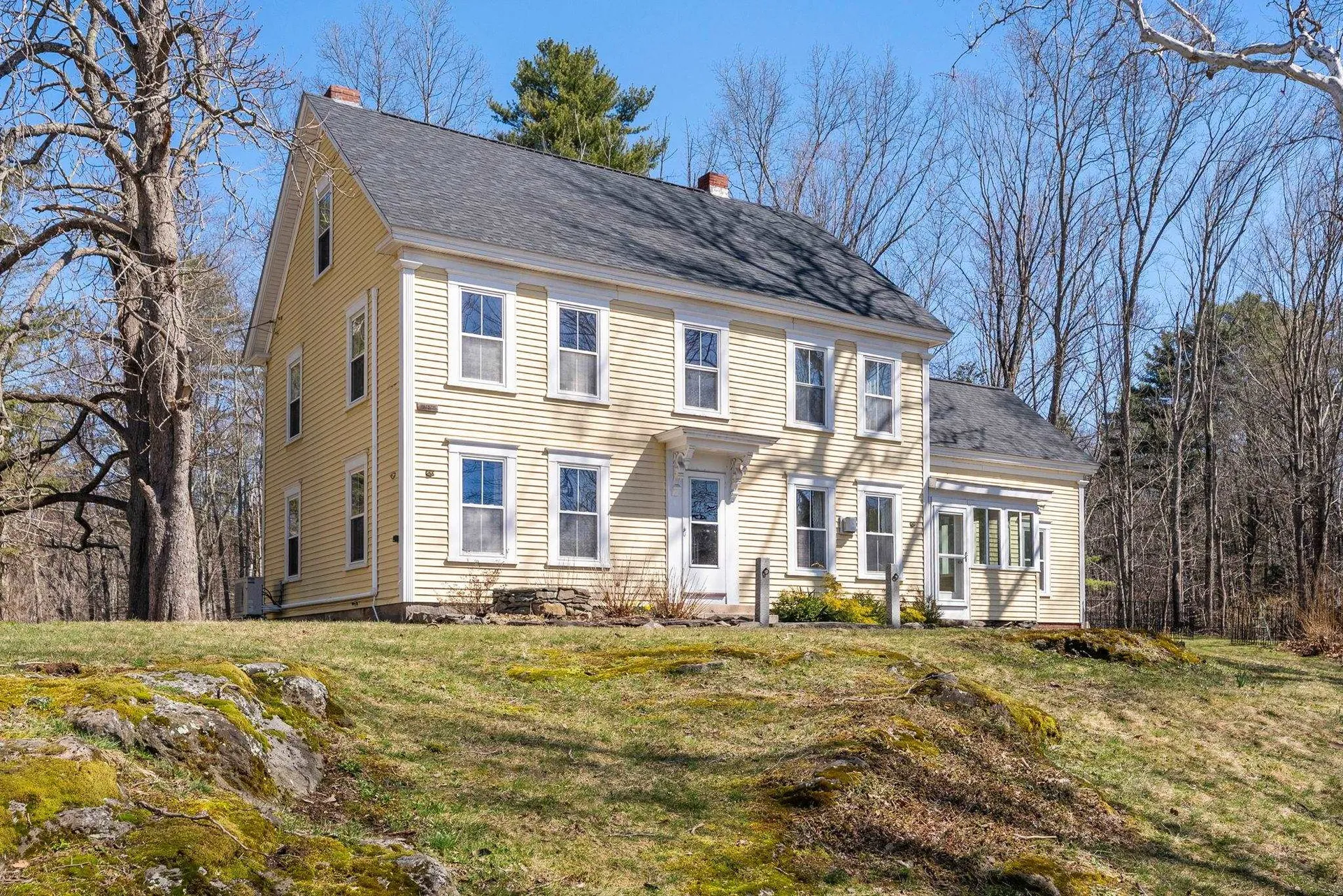 67 Demeritt Avenue Lee NH 03861