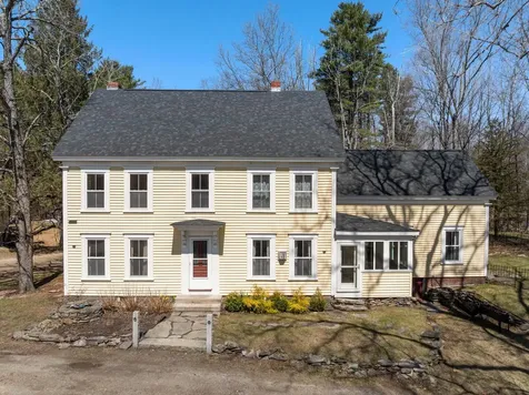 67 Demeritt Avenue Lee NH 03861