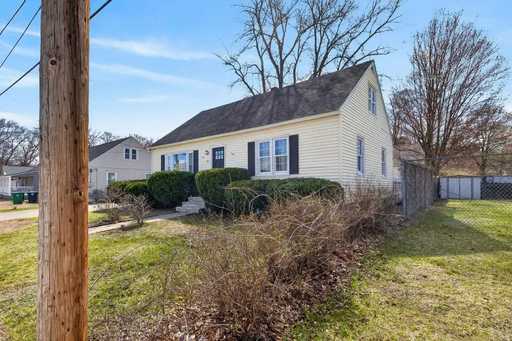 57 Saint Camille Street Nashua NH 03060