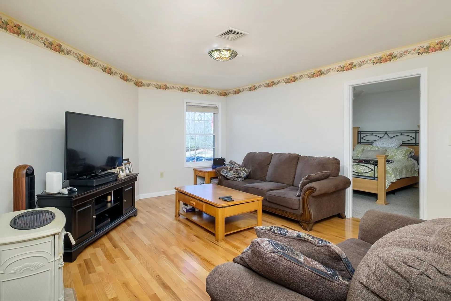118 Secretariat Way Rochester NH 03867