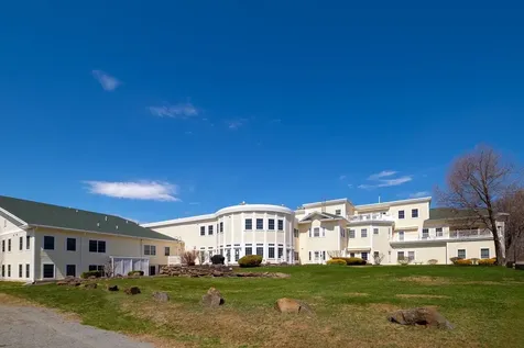 118 Secretariat Way Rochester NH 03867