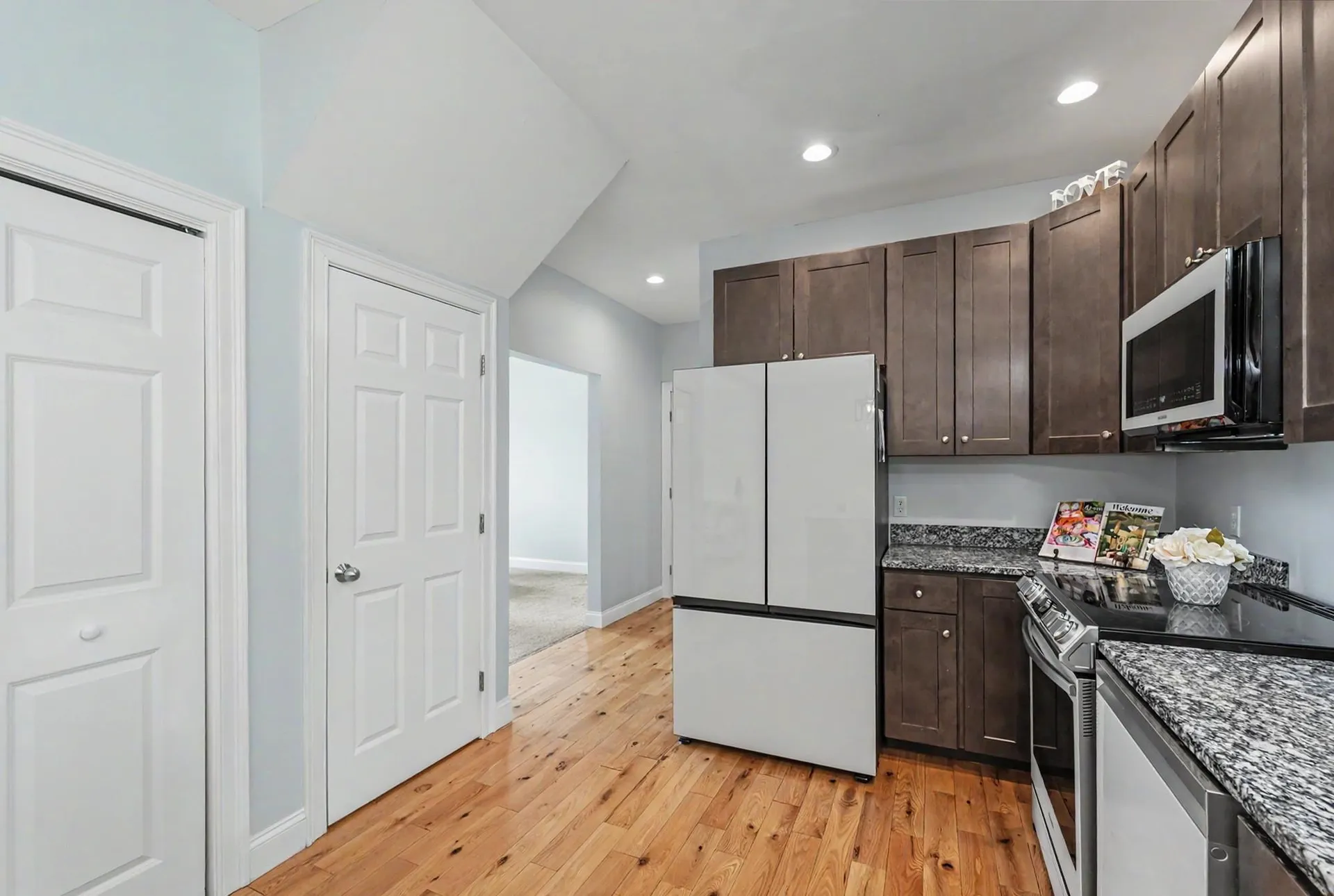 3 Jadyns Way Raymond NH 03077
