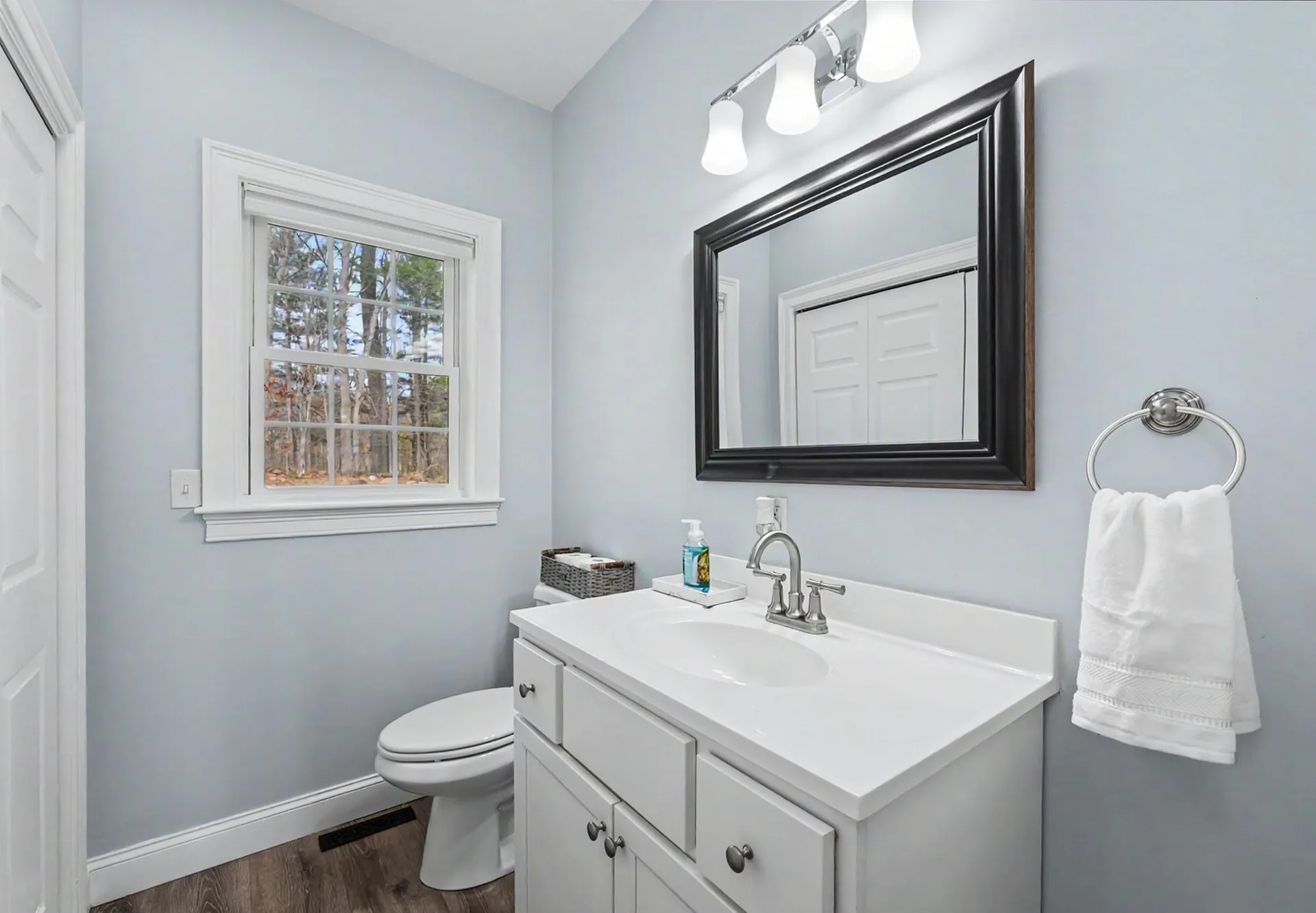 3 Jadyns Way Raymond NH 03077
