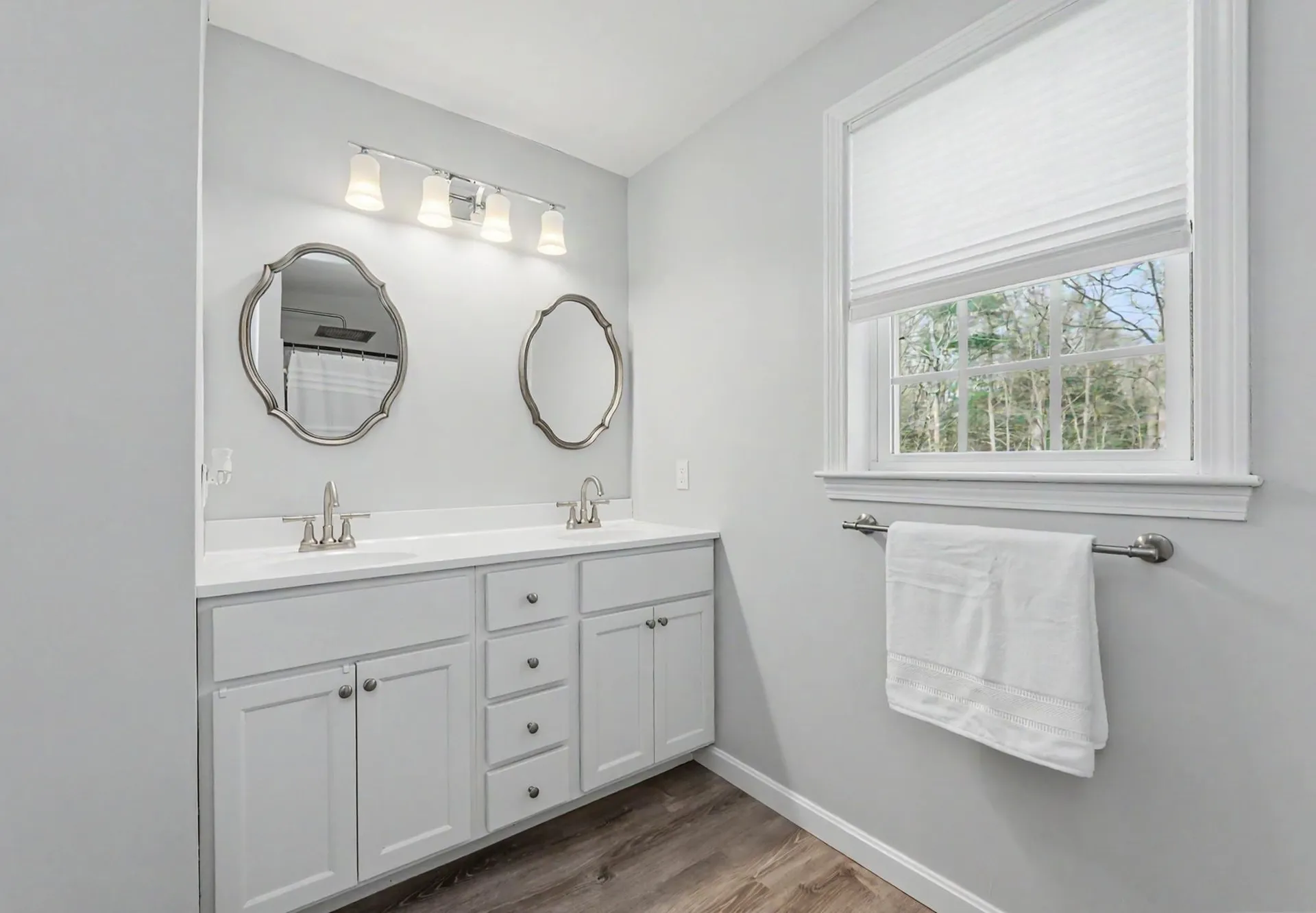 3 Jadyns Way Raymond NH 03077