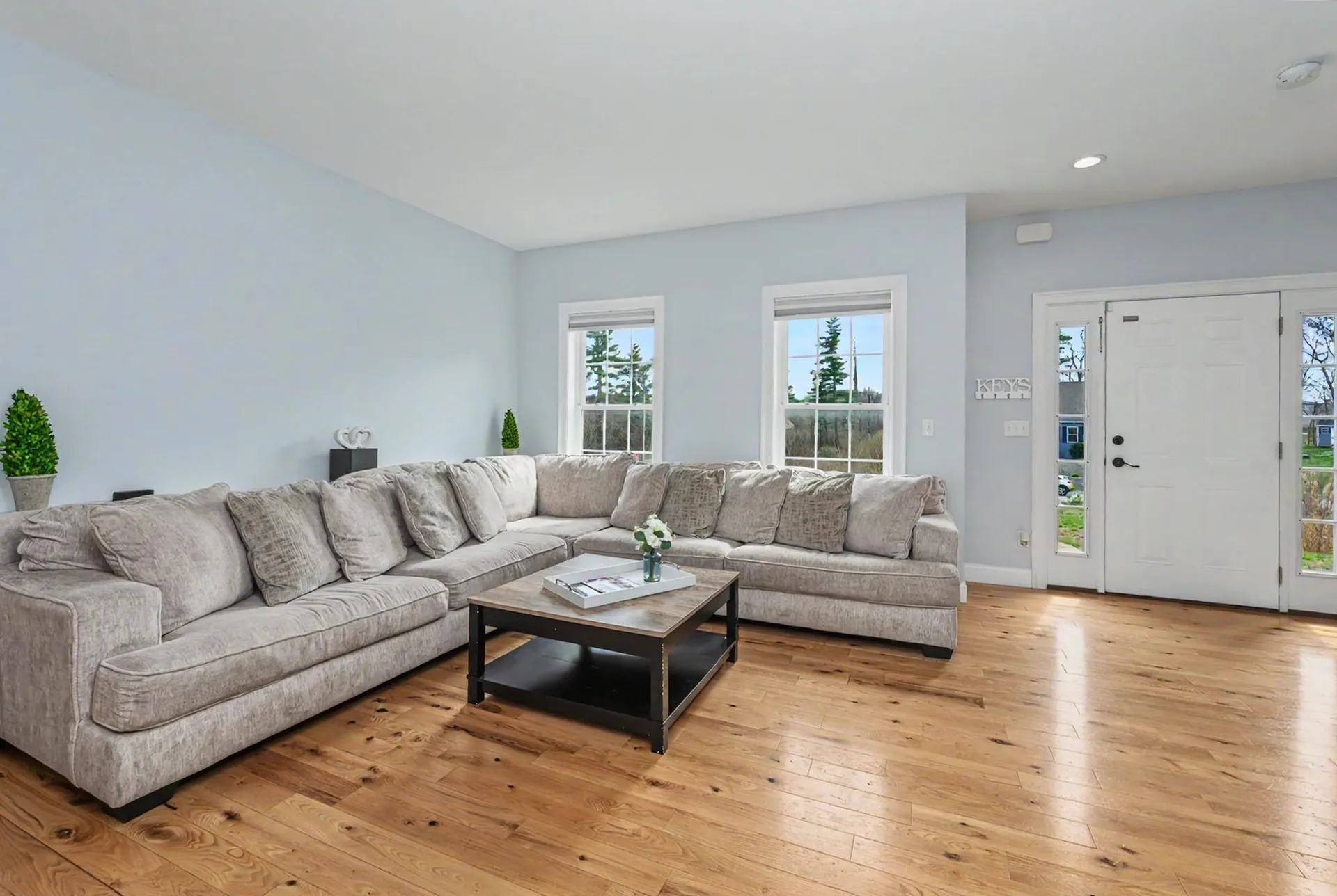 3 Jadyns Way Raymond NH 03077