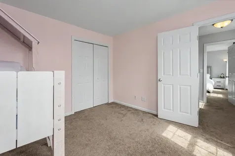 3 Jadyns Way Raymond NH 03077