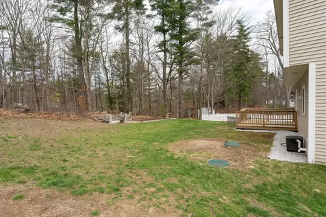 3 Jadyns Way Raymond NH 03077