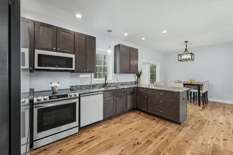3 Jadyns Way Raymond NH 03077
