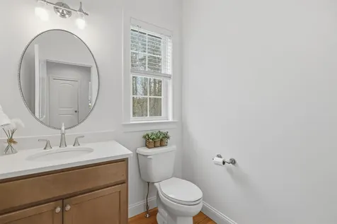 3 Hummingbird Lane Salem NH 03079