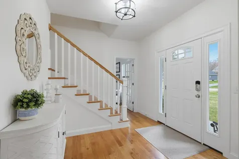 3 Hummingbird Lane Salem NH 03079