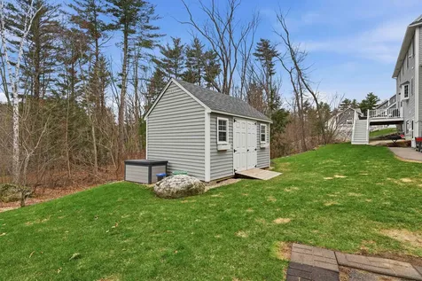 3 Hummingbird Lane Salem NH 03079