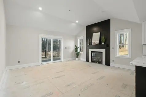 Lot 8 Lukes Way Plaistow NH 03865
