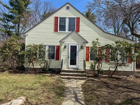 145 Elton Avenue Manchester NH 03103