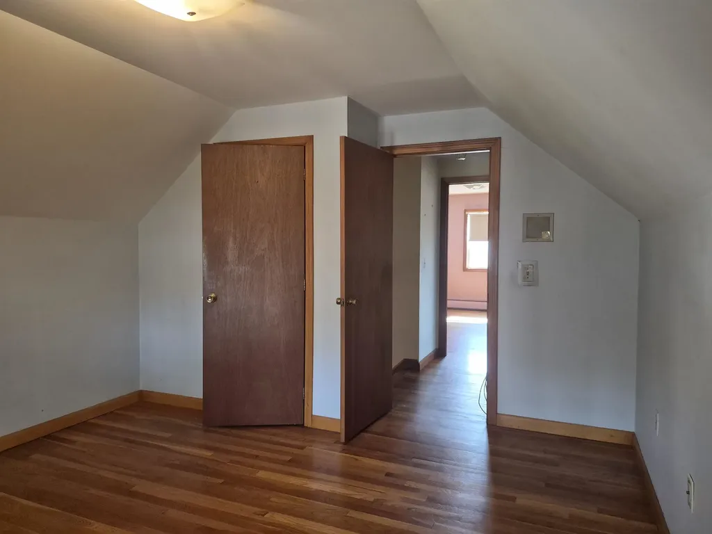 9 Moe Street Nashua NH 03062