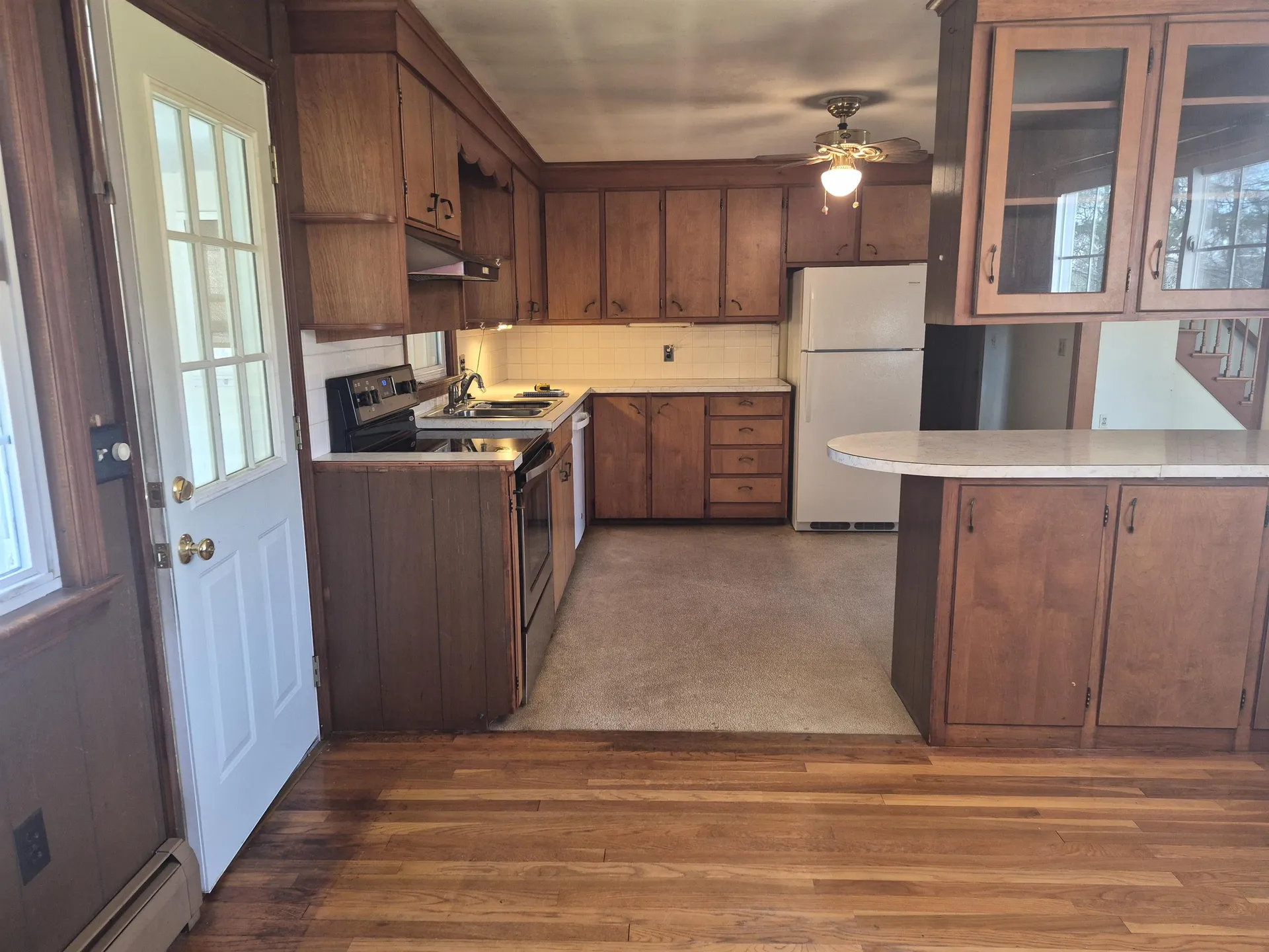 9 Moe Street Nashua NH 03062