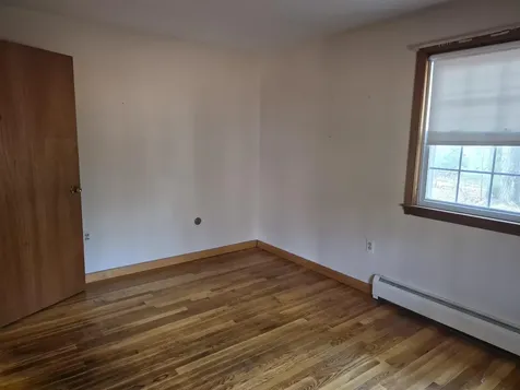 9 Moe Street Nashua NH 03062