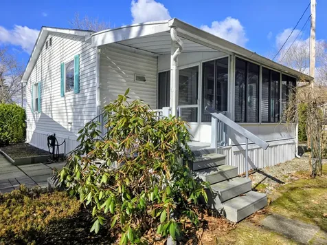 1 Marsh Hill Circle Tilton NH 03276