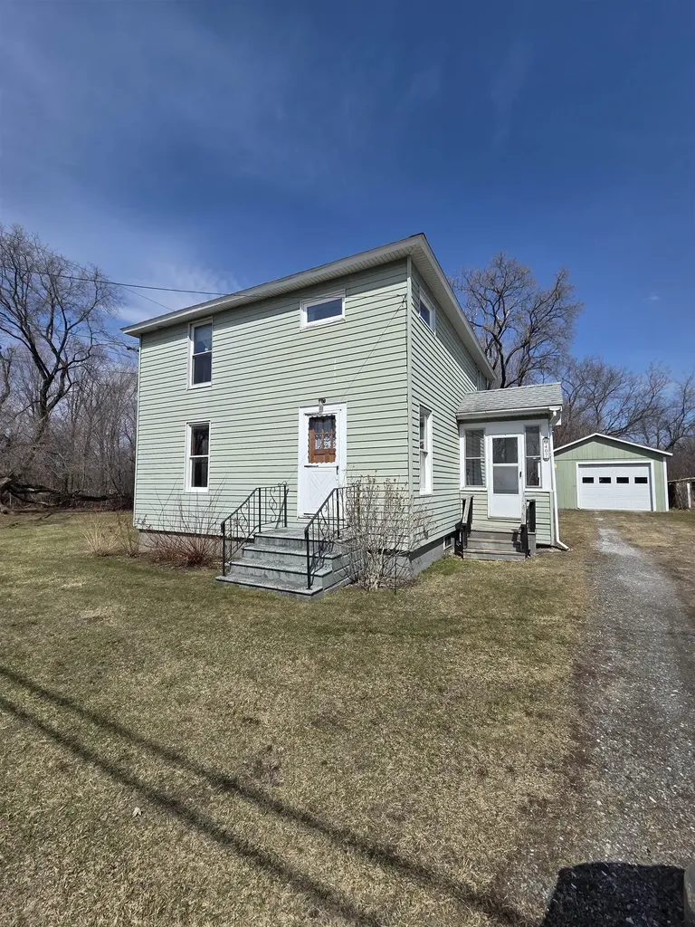 407 Lake Road St. Albans Town VT 05478