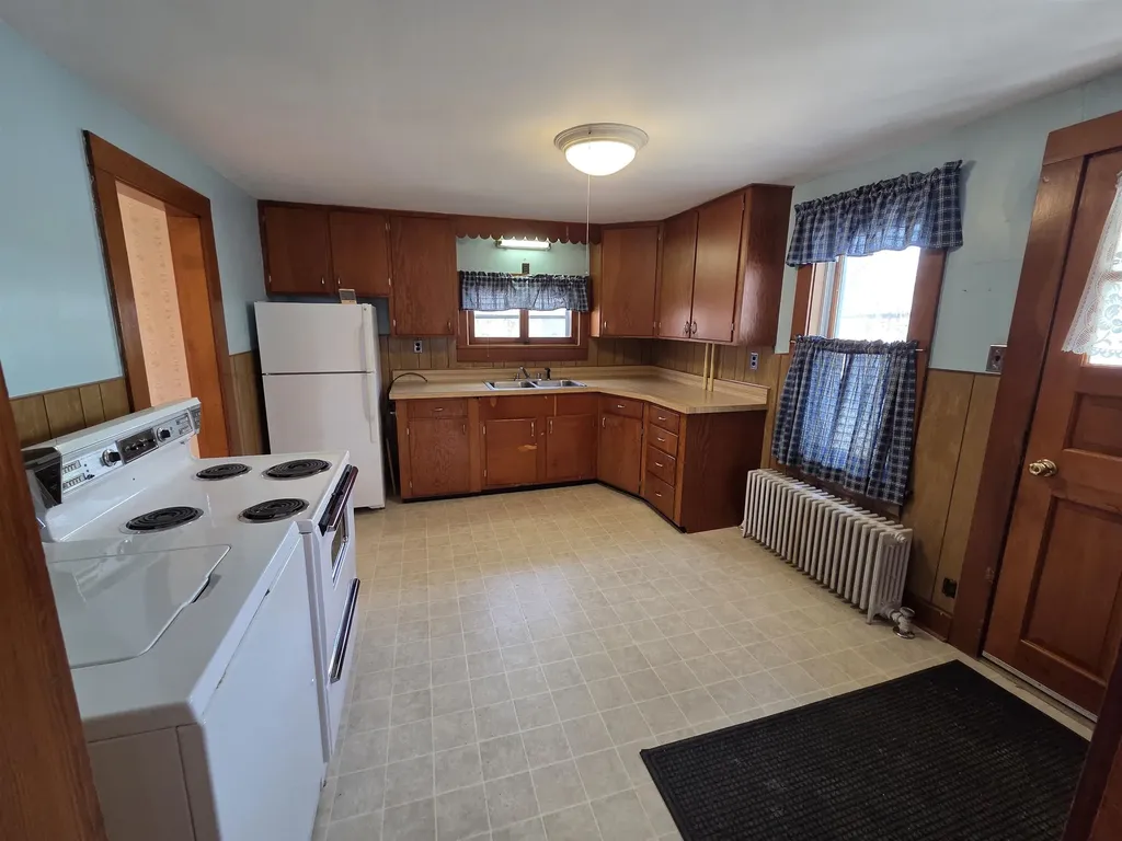 407 Lake Road St. Albans Town VT 05478