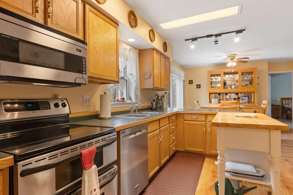 121 Bellview Drive Swanzey NH 03446