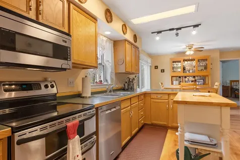 121 Bellview Drive Swanzey NH 03446