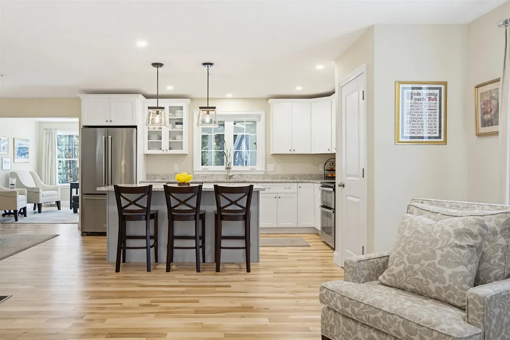 46 Three Ponds Drive Brentwood NH 03833