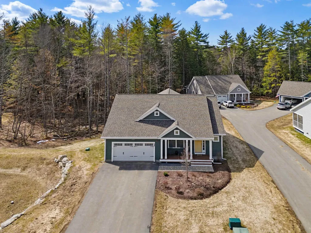 46 Three Ponds Drive Brentwood NH 03833