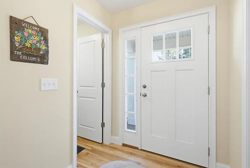 46 Three Ponds Drive Brentwood NH 03833