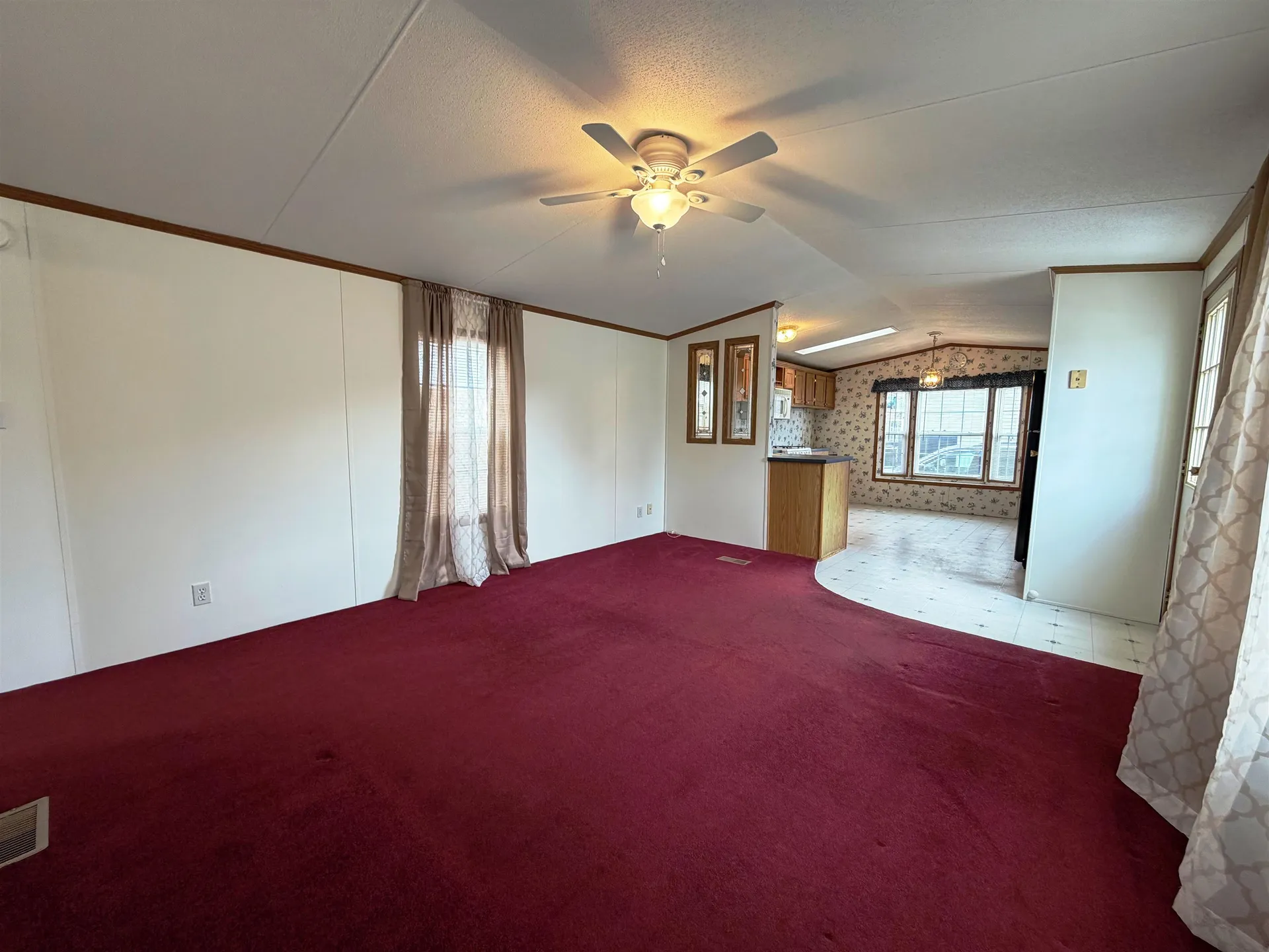 6 Hilltop Manor Mobile Home Park Littleton NH 03561