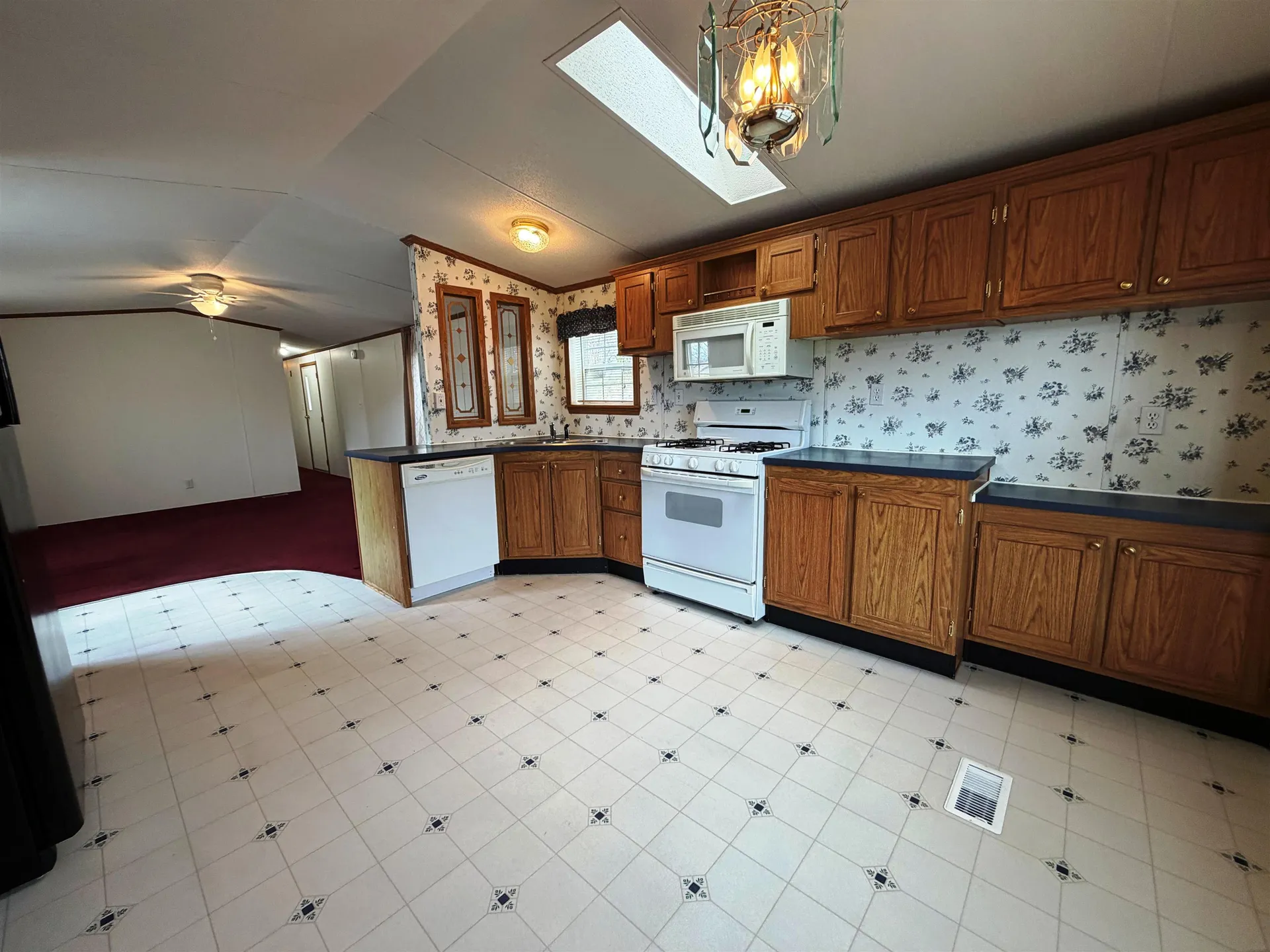 6 Hilltop Manor Mobile Home Park Littleton NH 03561