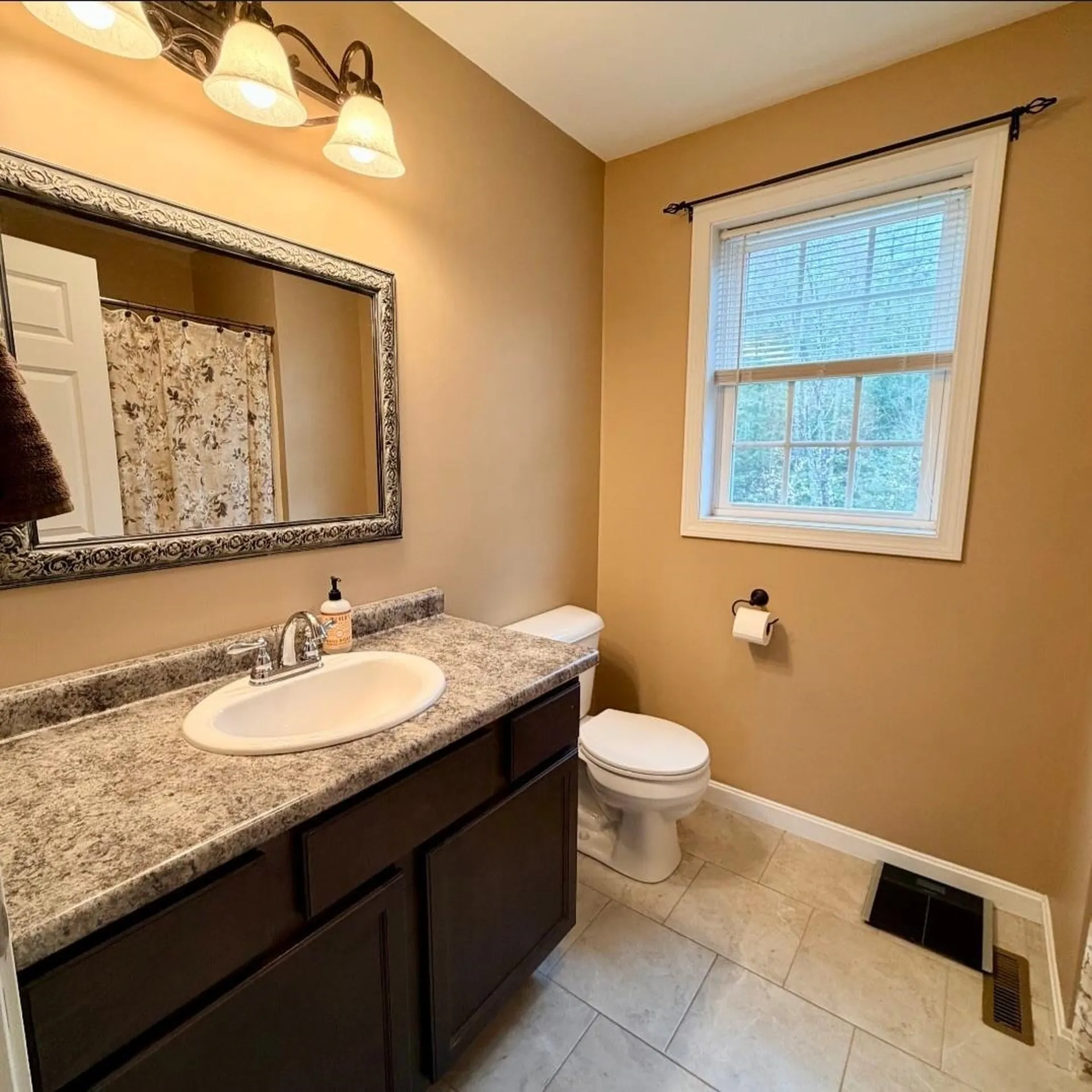 138 Spaulding Road Fremont NH 03044