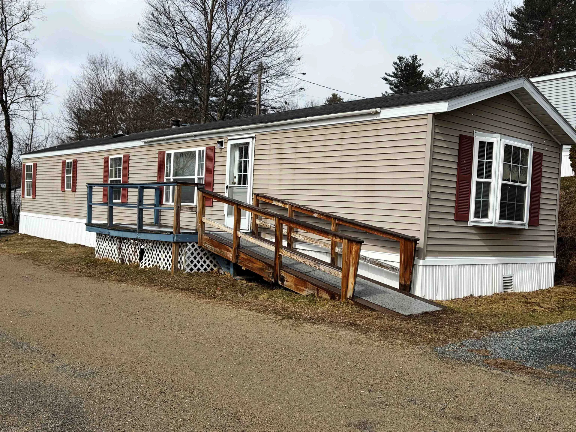 6 Hilltop Manor Mobile Home Park Littleton NH 03561