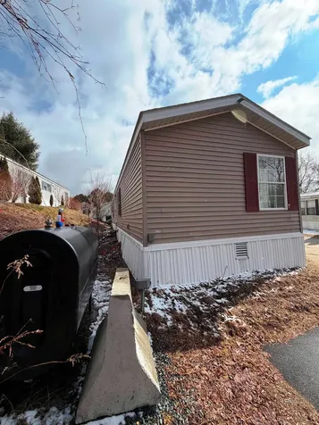 6 Hilltop Manor Mobile Home Park Littleton NH 03561