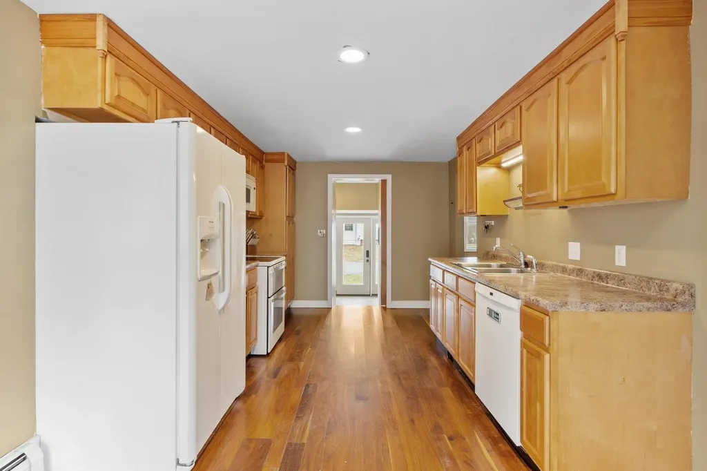 22 Marguerite Street Keene NH 03431