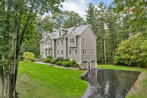 3 Batchelder Lane Hampton Falls NH 03844