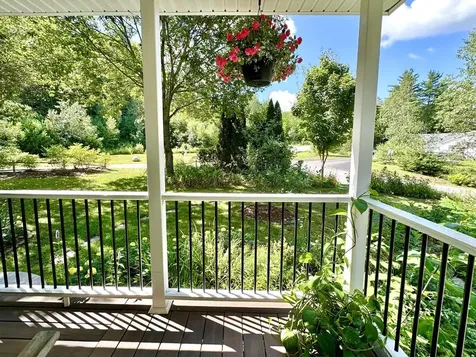 41 Chaddarin Lane Plymouth NH 03264