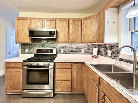 41 Chaddarin Lane Plymouth NH 03264