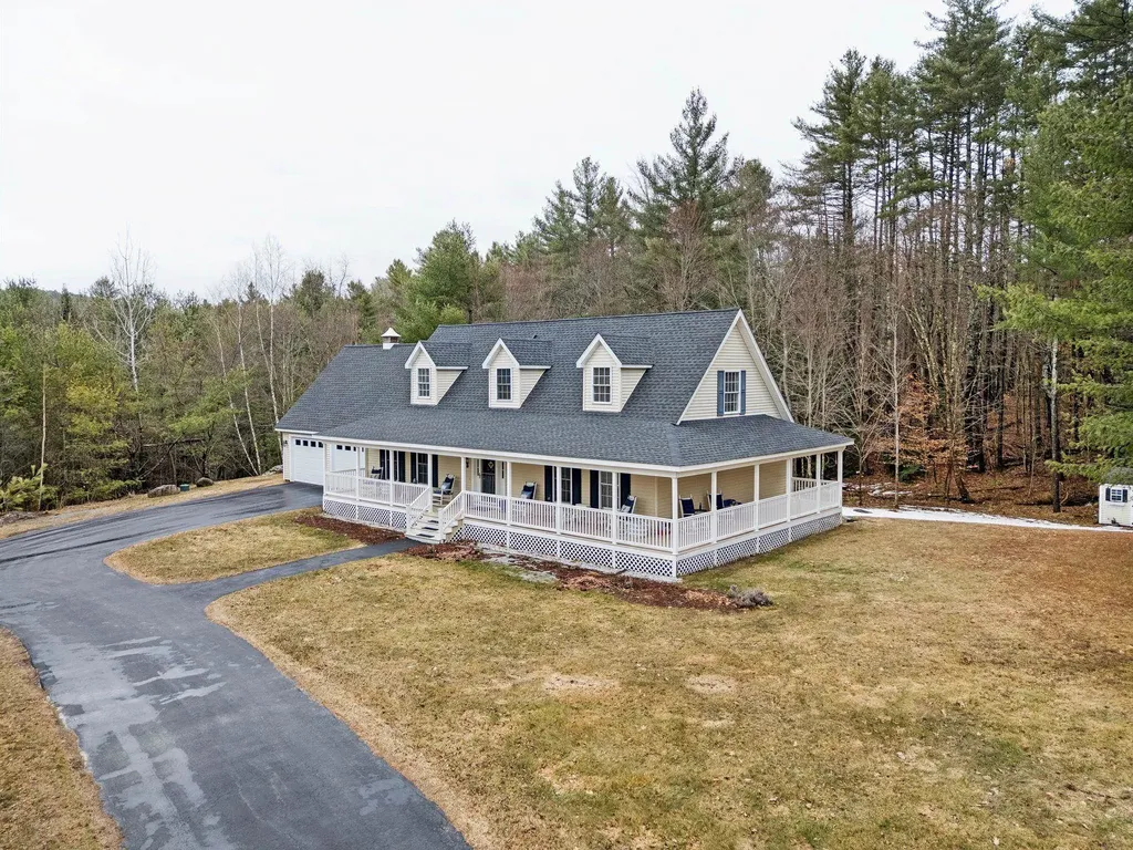 5 River View Road Newport NH 03773