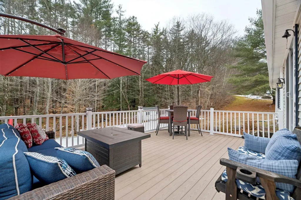 5 River View Road Newport NH 03773