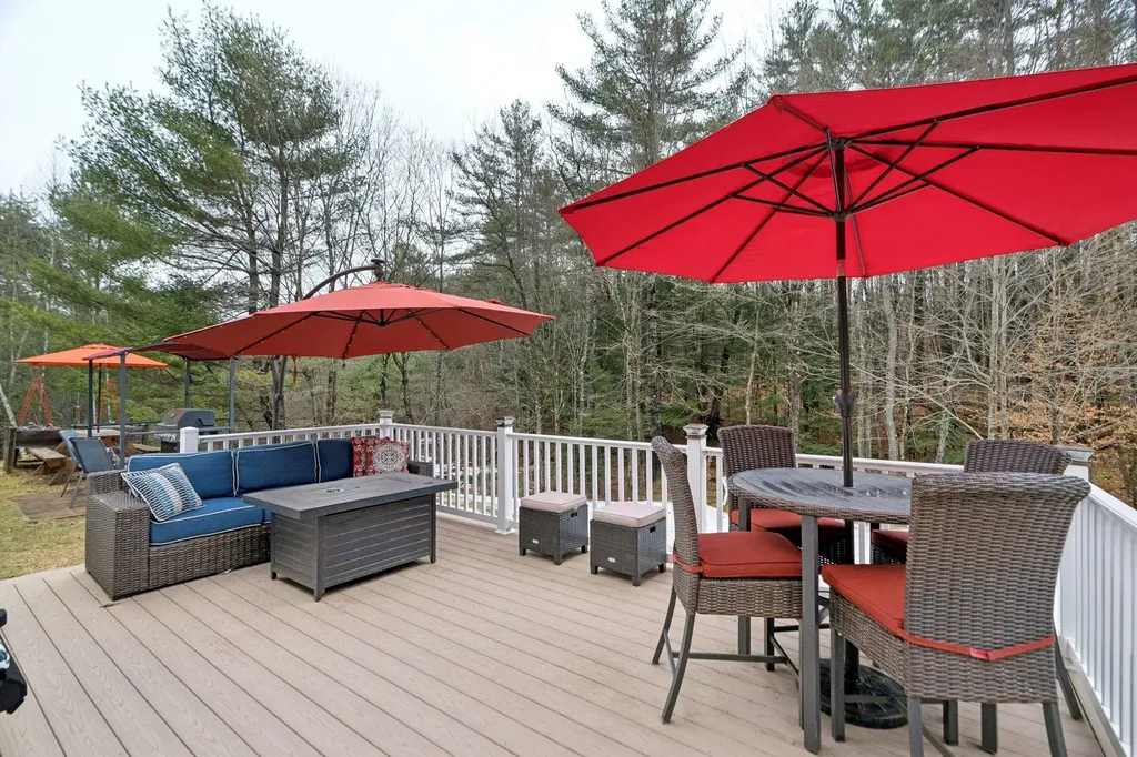 5 River View Road Newport NH 03773