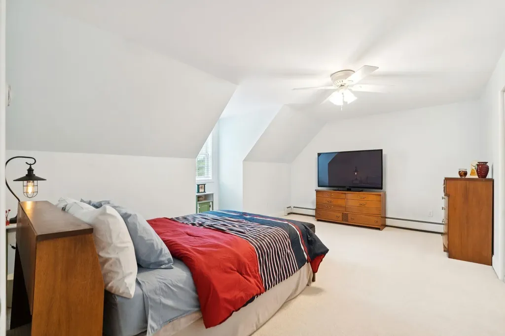 5 River View Road Newport NH 03773