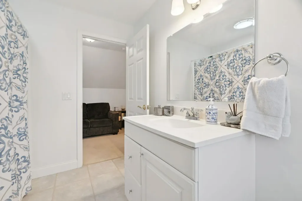 5 River View Road Newport NH 03773