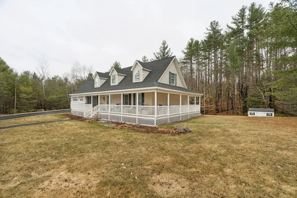 5 River View Road Newport NH 03773