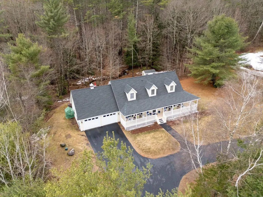 5 River View Road Newport NH 03773